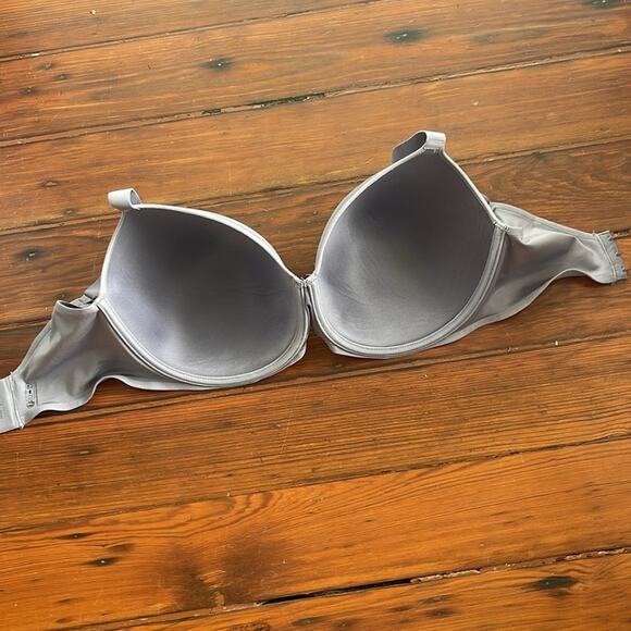 Chantelle Basic Invisible full coverage underwire T-shirt bra sz 36I - Picture 6 of 6